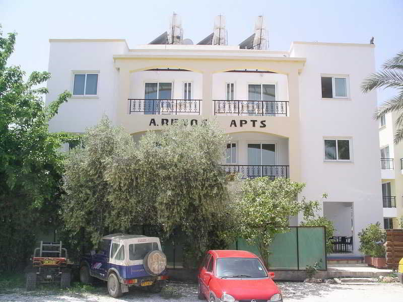 瑞纳斯旅游公寓式酒店 Polis 外观 照片